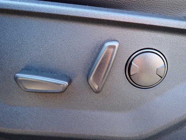 New 2025 Ford F150 Lariat w/ Equipment Group 501A Mid image 15