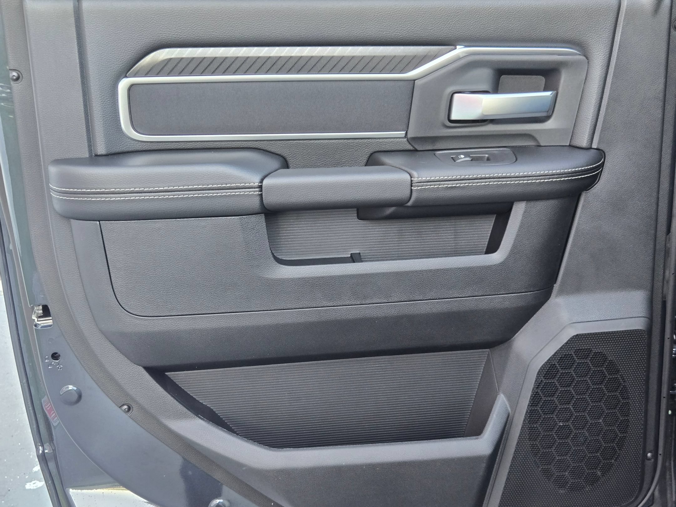 New 2026 RAM 2500 Big Horn AWD/4WD image 30
