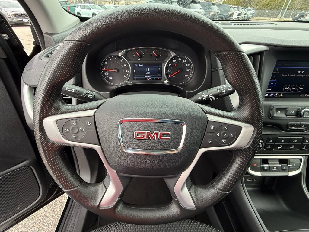 Used 2024 GMC Terrain SLE image 16