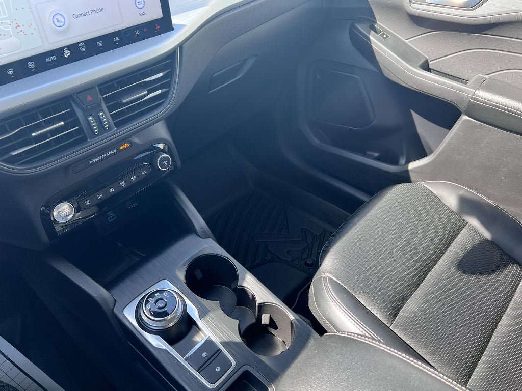 Certified 2023 Ford Escape Platinum AWD/4WD image 10