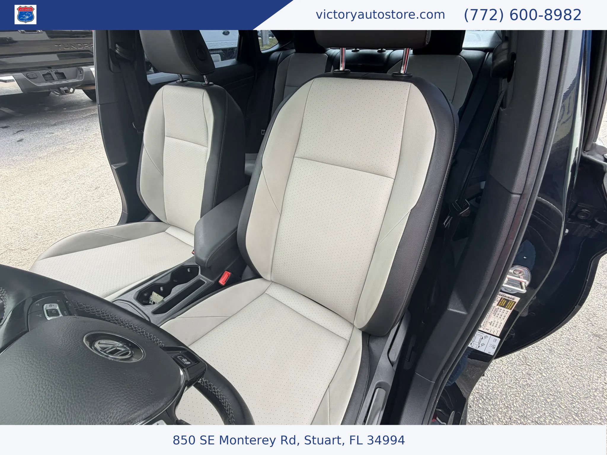 Used 2020 Volkswagen Jetta R-Line w/ R-Line Cold Weather Package FWD image 15