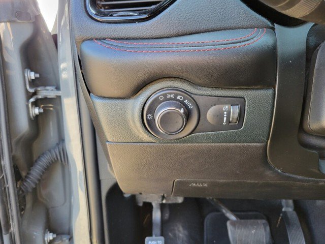 Used 2023 Dodge Durango GT image 18