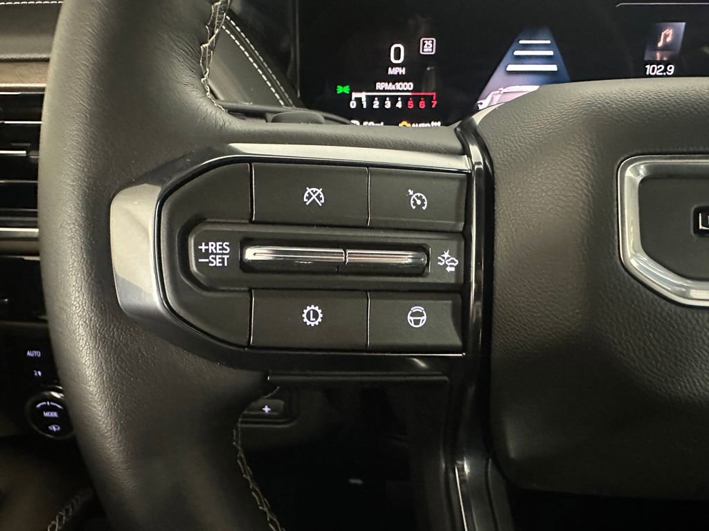 Used 2025 GMC Yukon XL Denali Ultimate image 12