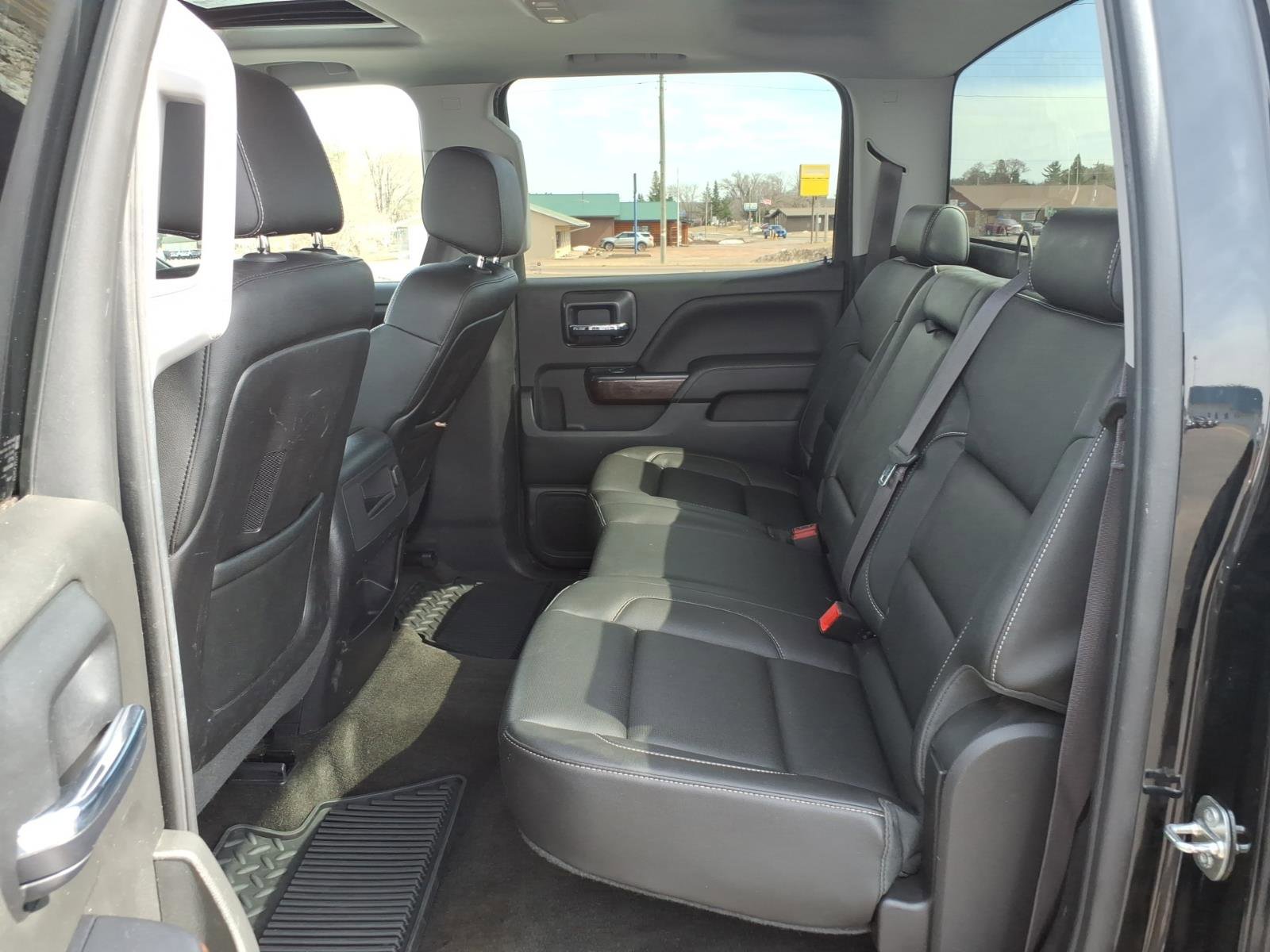 Used 2015 GMC Sierra 1500 SLT w/ SLT Crew Cab Value Package image 14