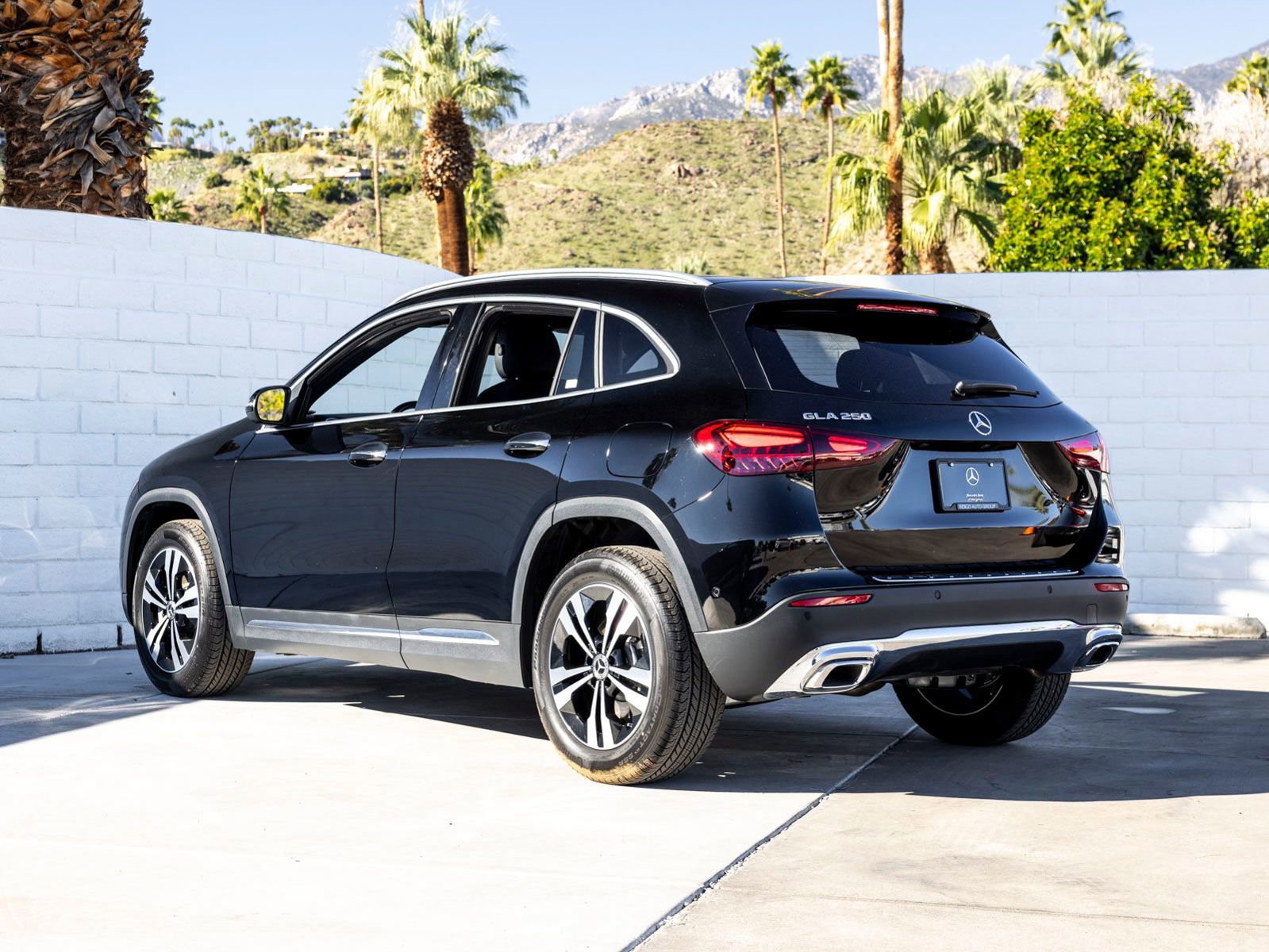 Used 2025 Mercedes-Benz GLA 250 image 8