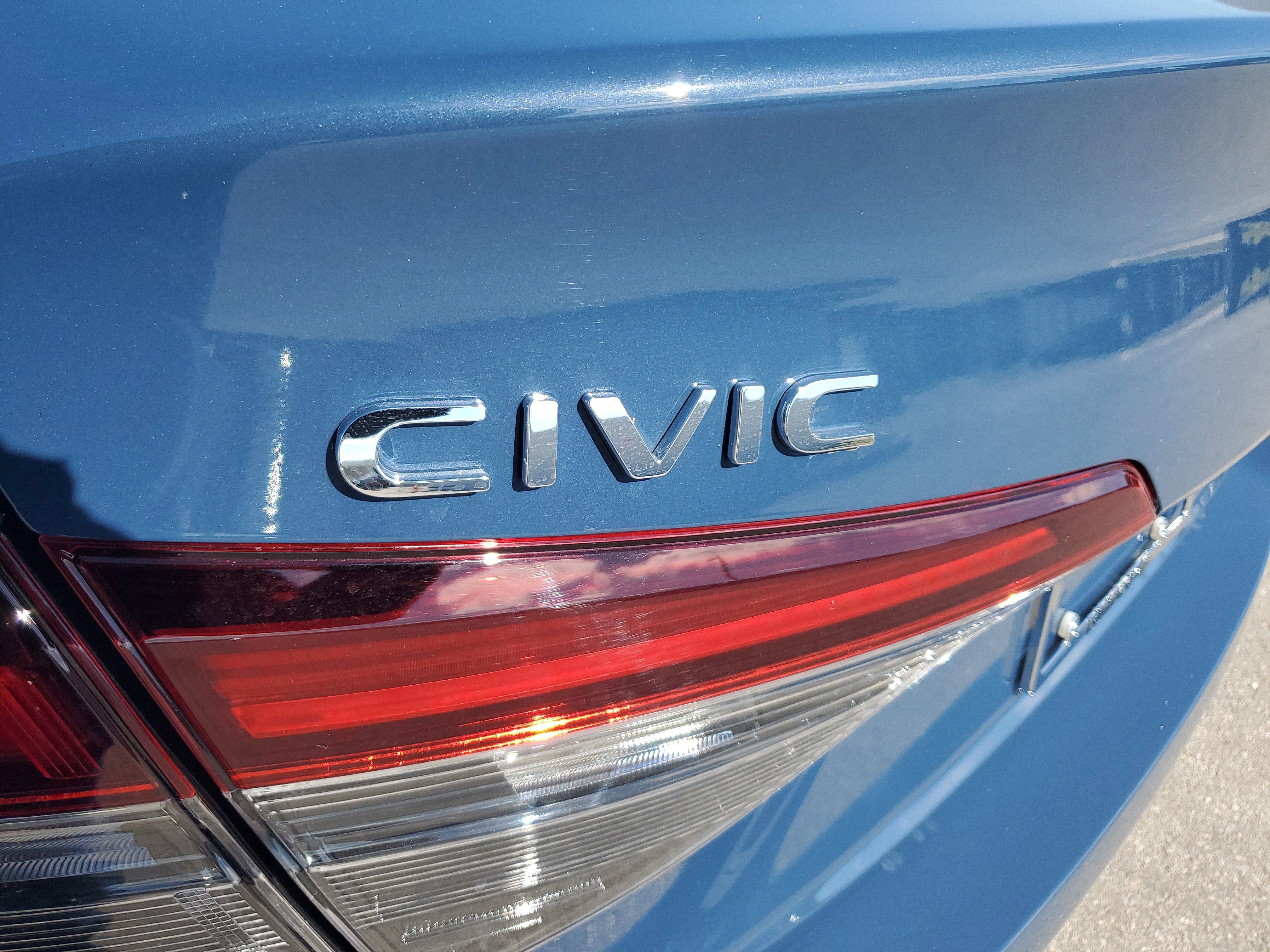 Used 2025 Honda Civic LX image 9