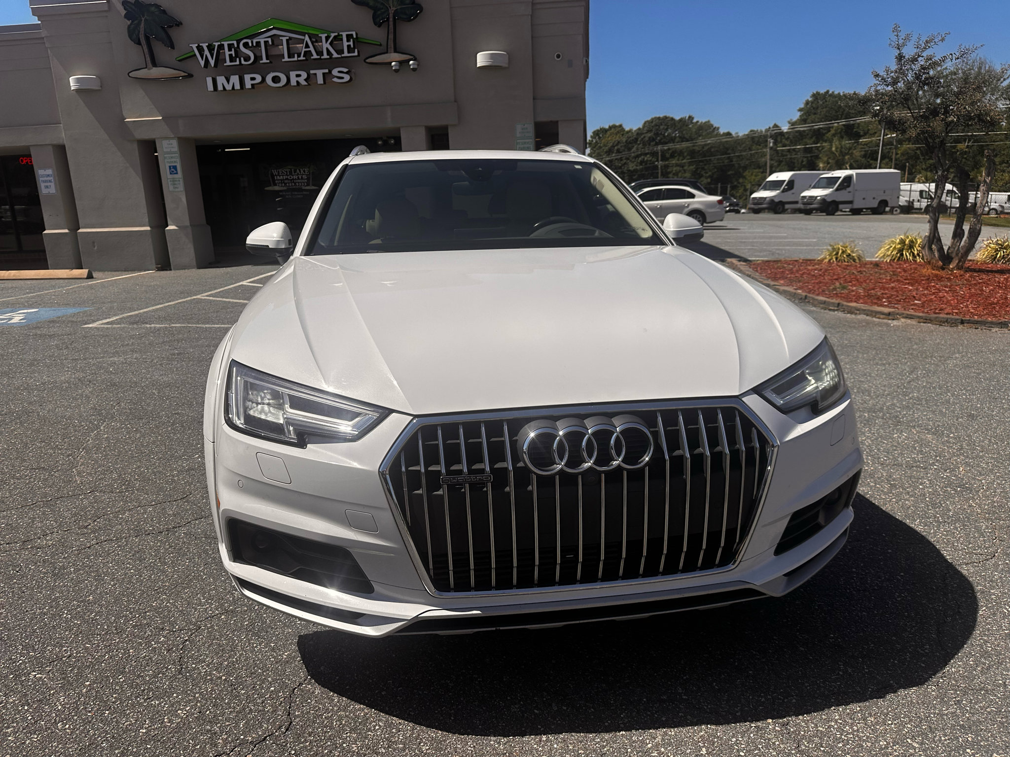 Used 2018 Audi A4 2.0T allroad Prestige w/ Prestige Package image 6