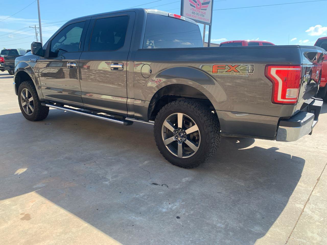 Used 2015 Ford F150 XLT w/ Equipment Group 301A Mid AWD/4WD image 4