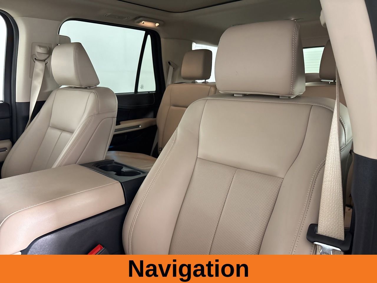 Used 2024 Ford Expedition XLT AWD/4WD image 11