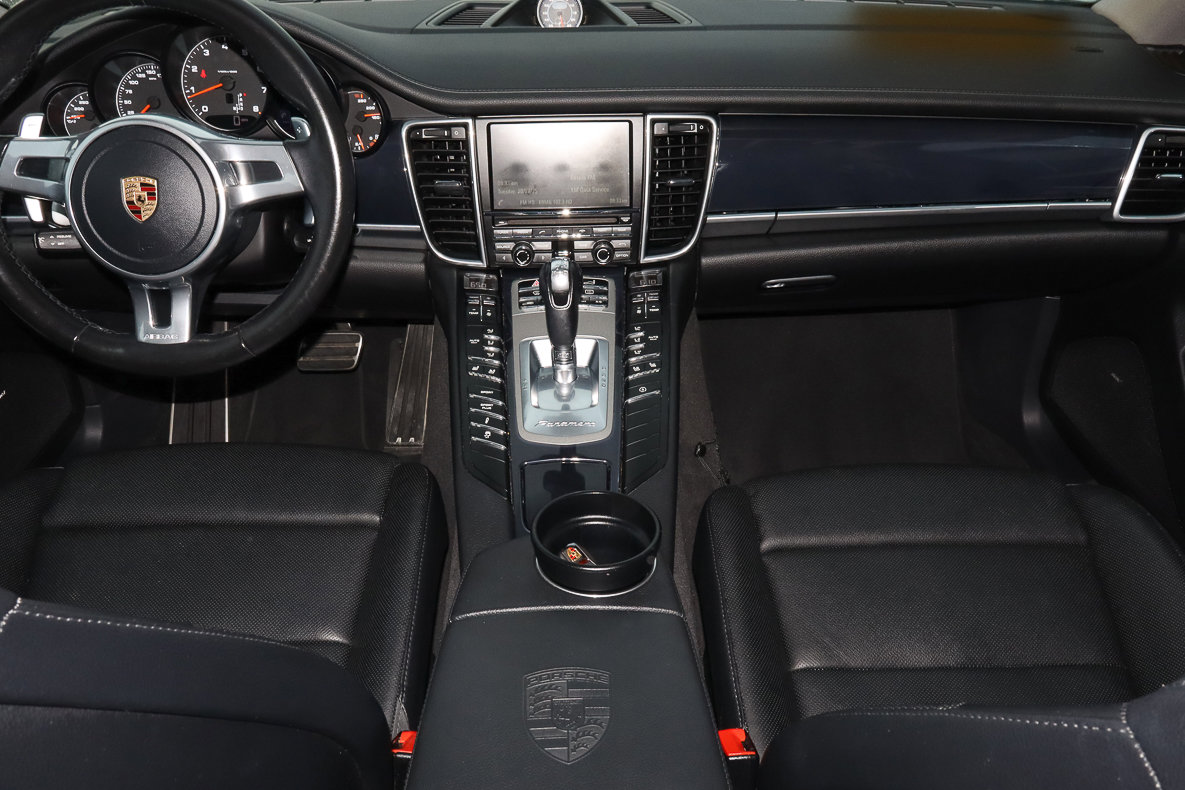 Used 2016 Porsche Panamera Edition image 10