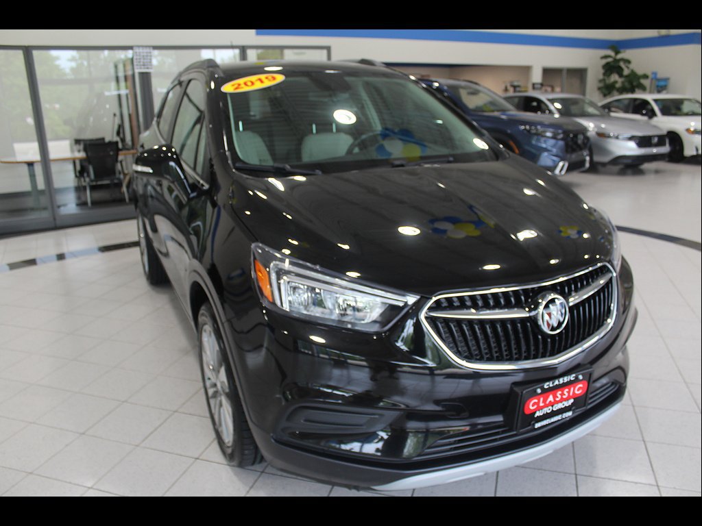 Used 2019 Buick Encore Preferred FWD image 3