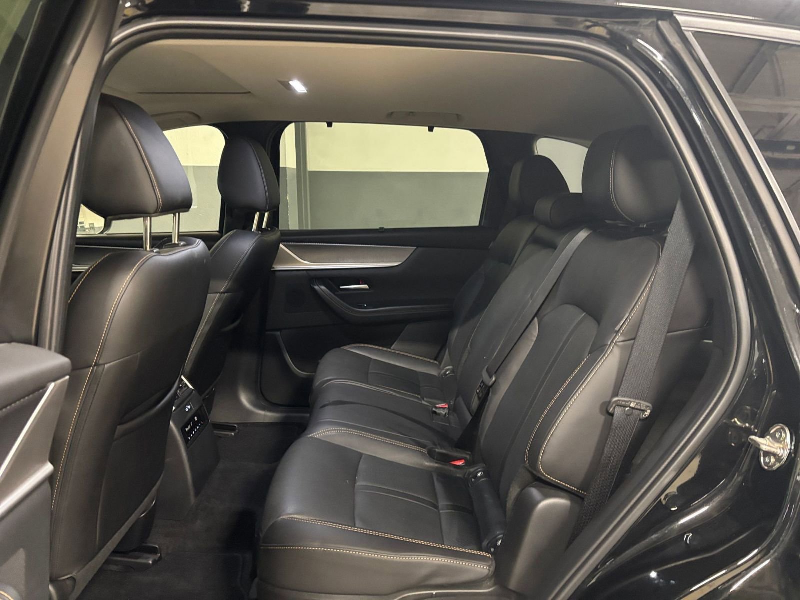 Used 2025 MAZDA CX-70 3.3 Turbo w/ Preferred Package image 29