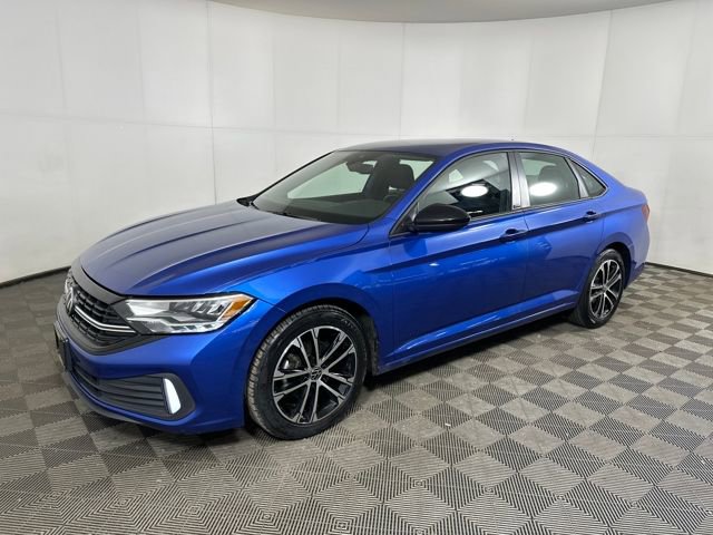 Used 2023 Volkswagen Jetta Sport image 7