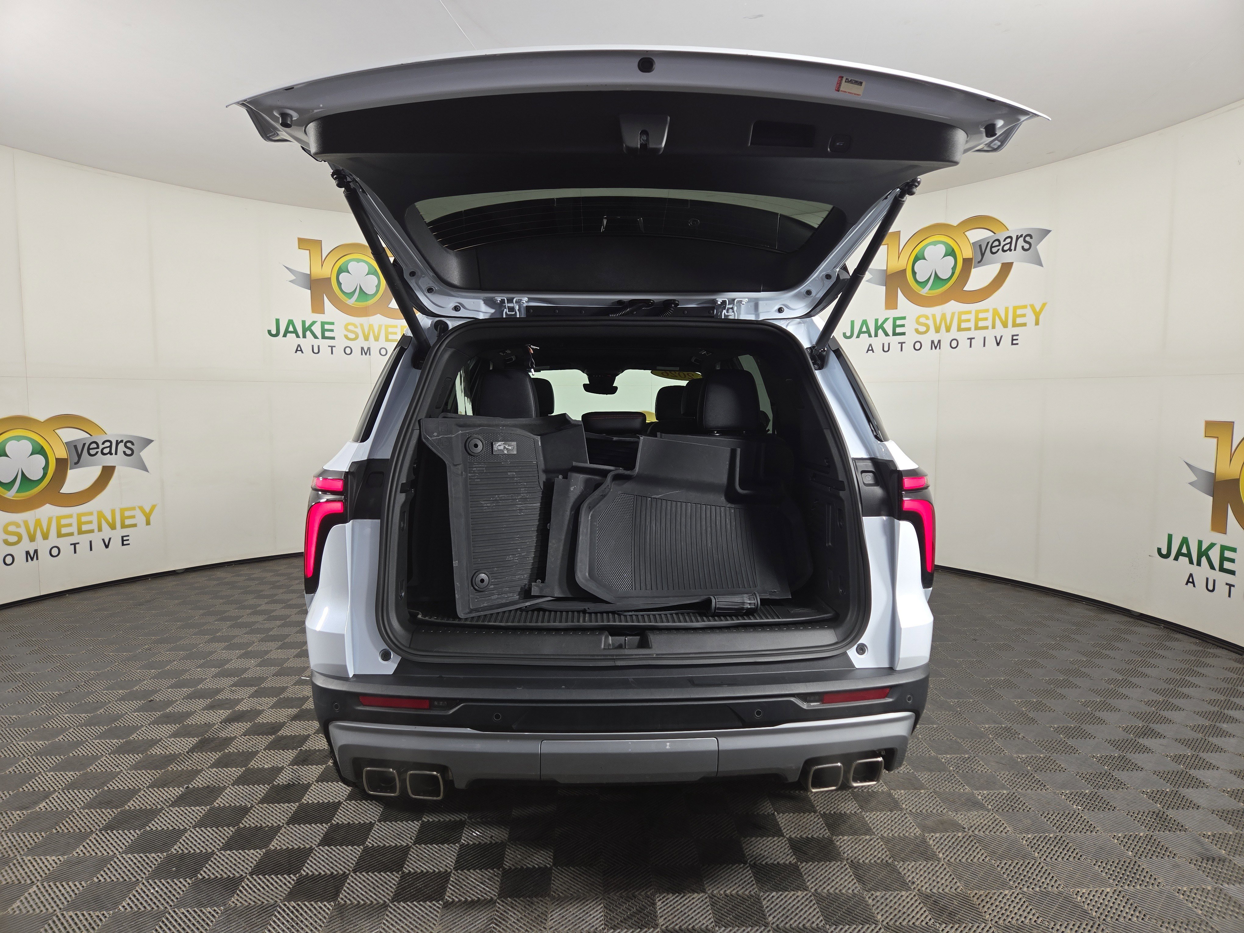 Certified 2026 Chevrolet Traverse Z71 w/ LPO, Floor Liner Package AWD/4WD image 34