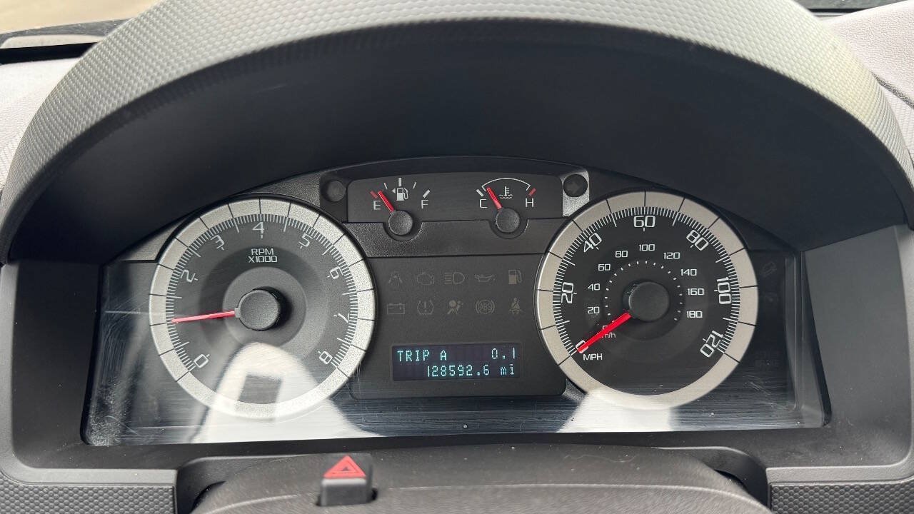 Used 2009 Ford Escape Limited AWD/4WD image 17