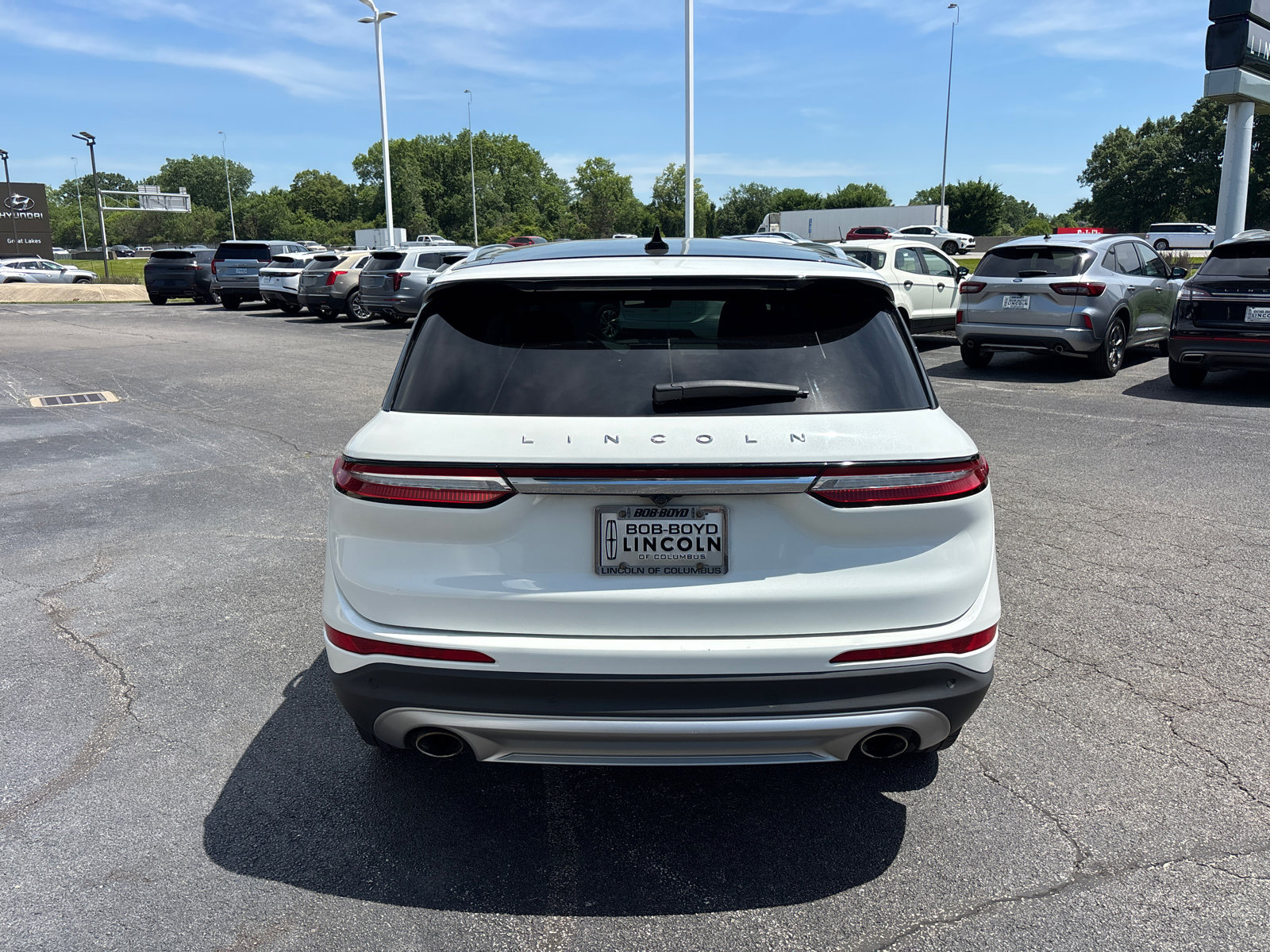 Used 2022 Lincoln Corsair Reserve w/ Elements Package FWD image 6
