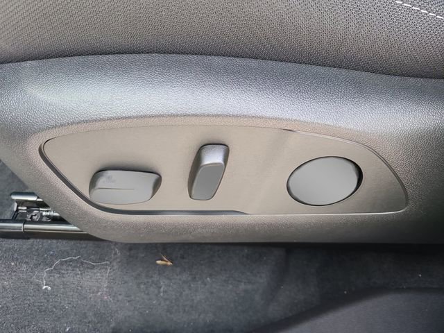 New 2026 Chevrolet Traverse LT w/ Midnight/Sport Edition image 25