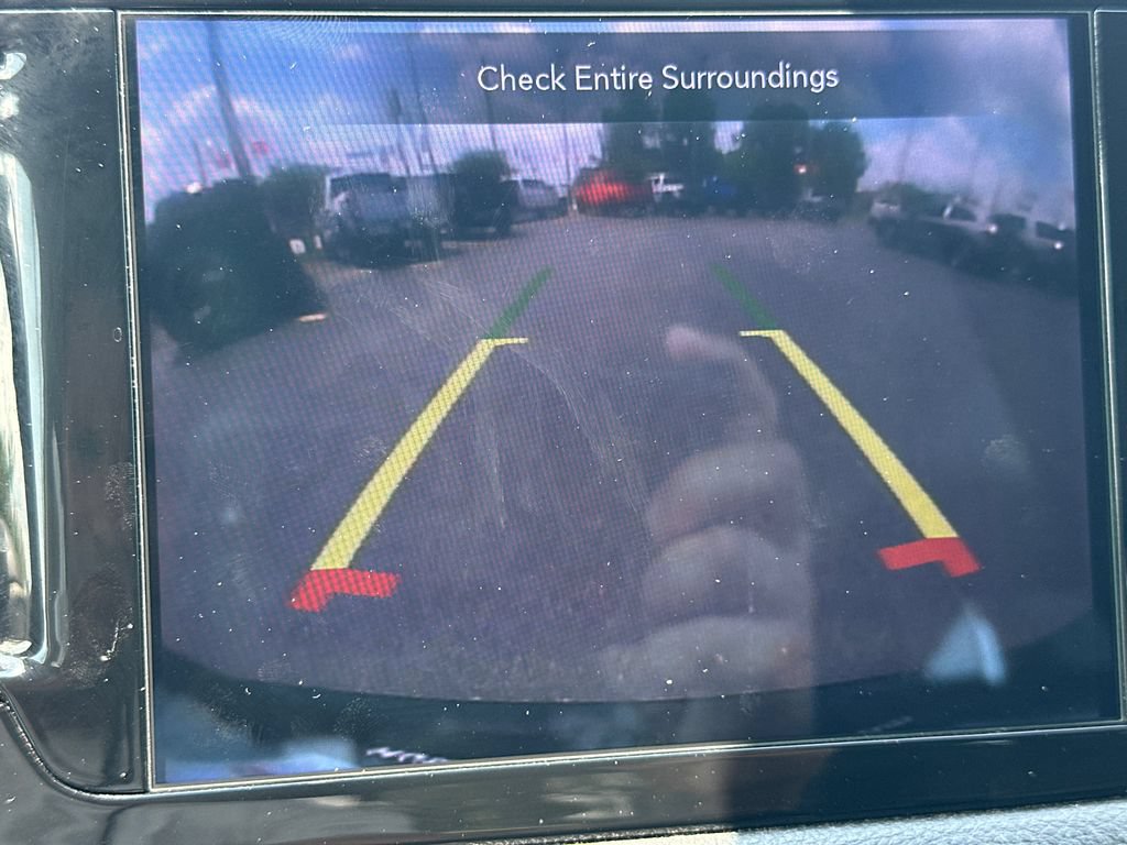 Used 2019 Chrysler Pacifica Limited FWD image 28