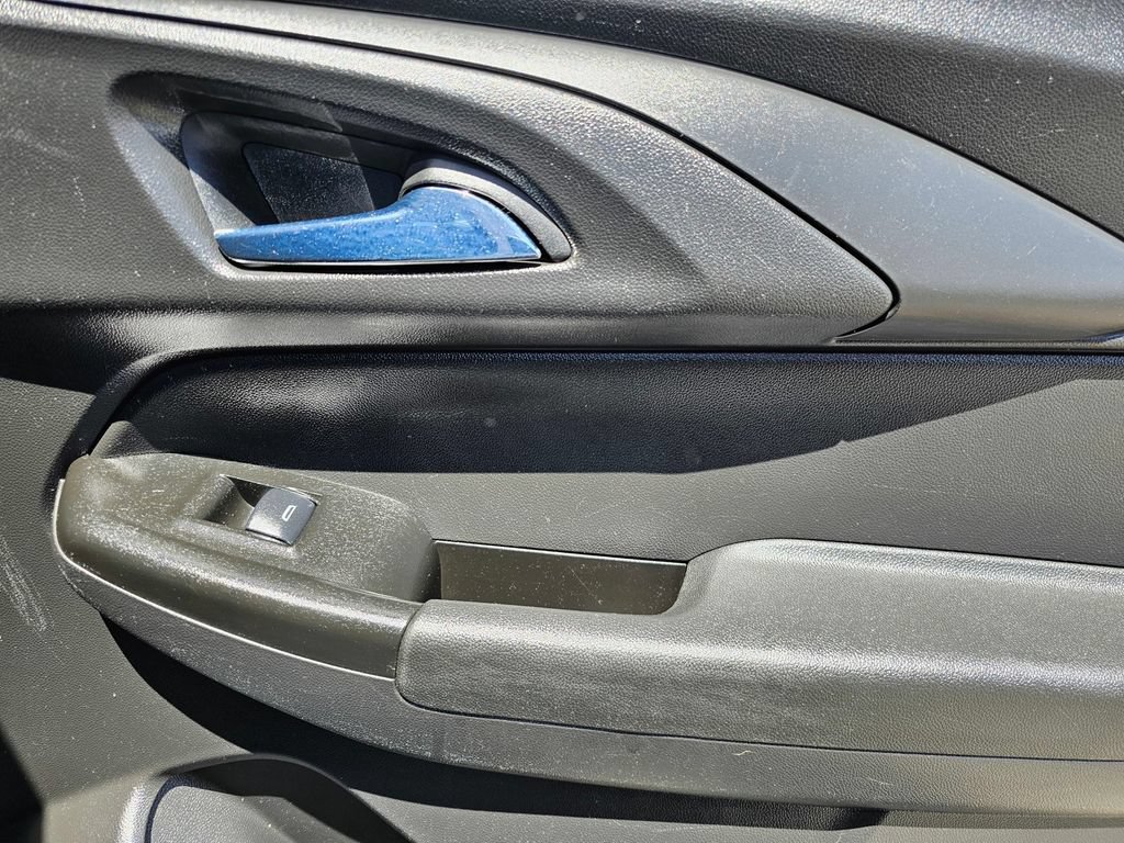 Used 2021 Chevrolet TrailBlazer LT w/ Premium Seating Package FWD image 12