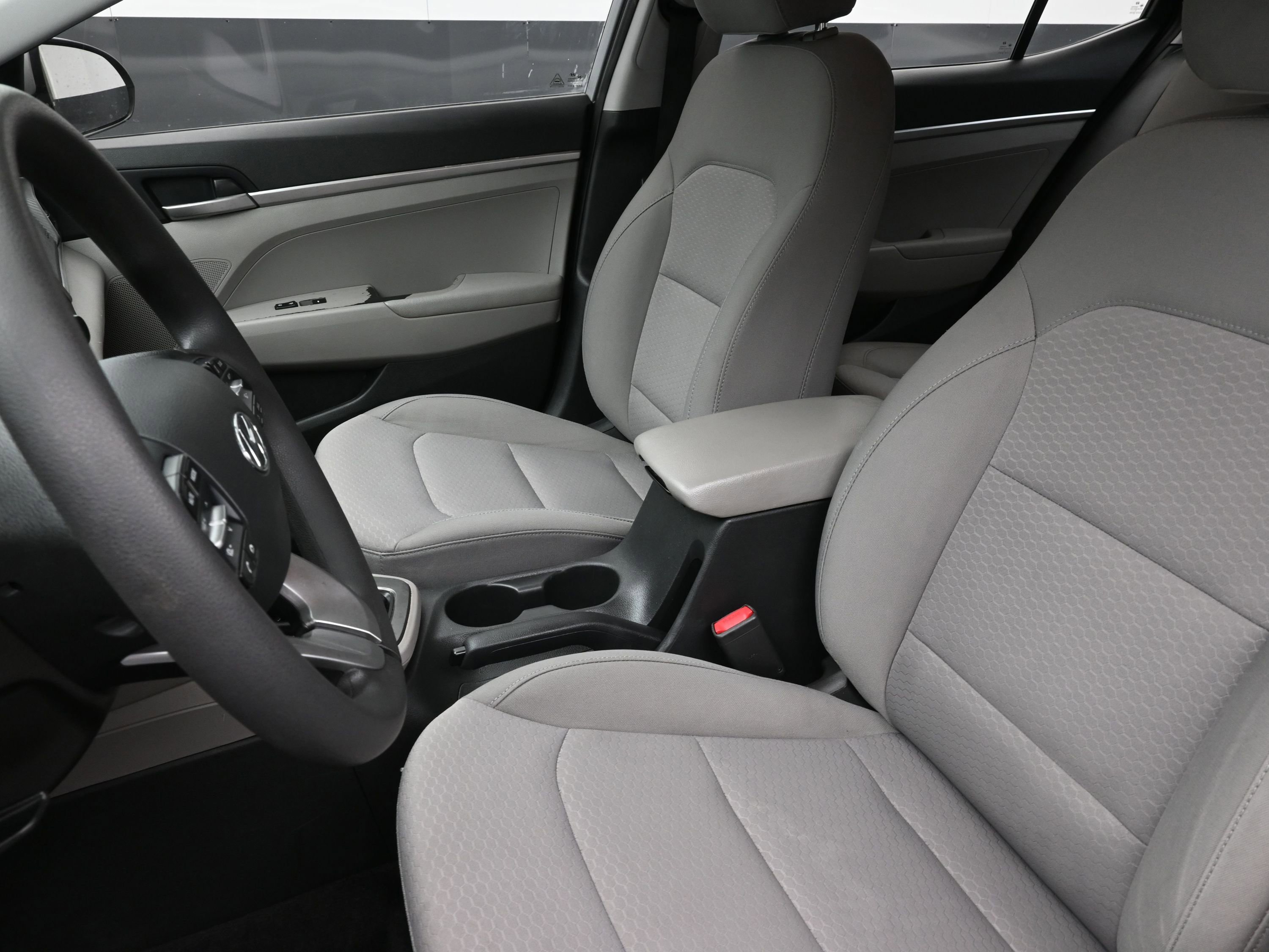 Used 2020 Hyundai Elantra SE image 10