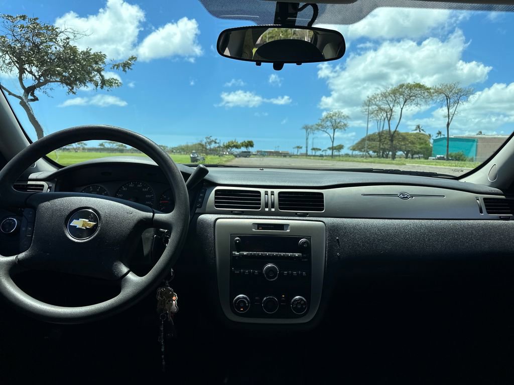 Used 2011 Chevrolet Impala Police FWD image 14