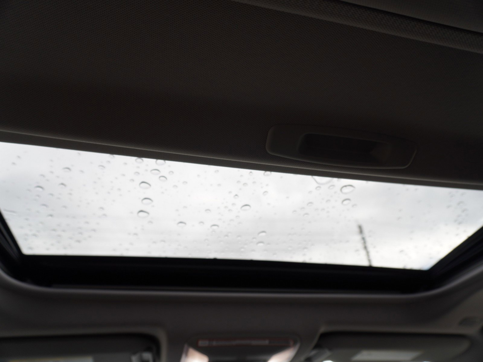 Used 2025 Toyota RAV4 XLE image 15