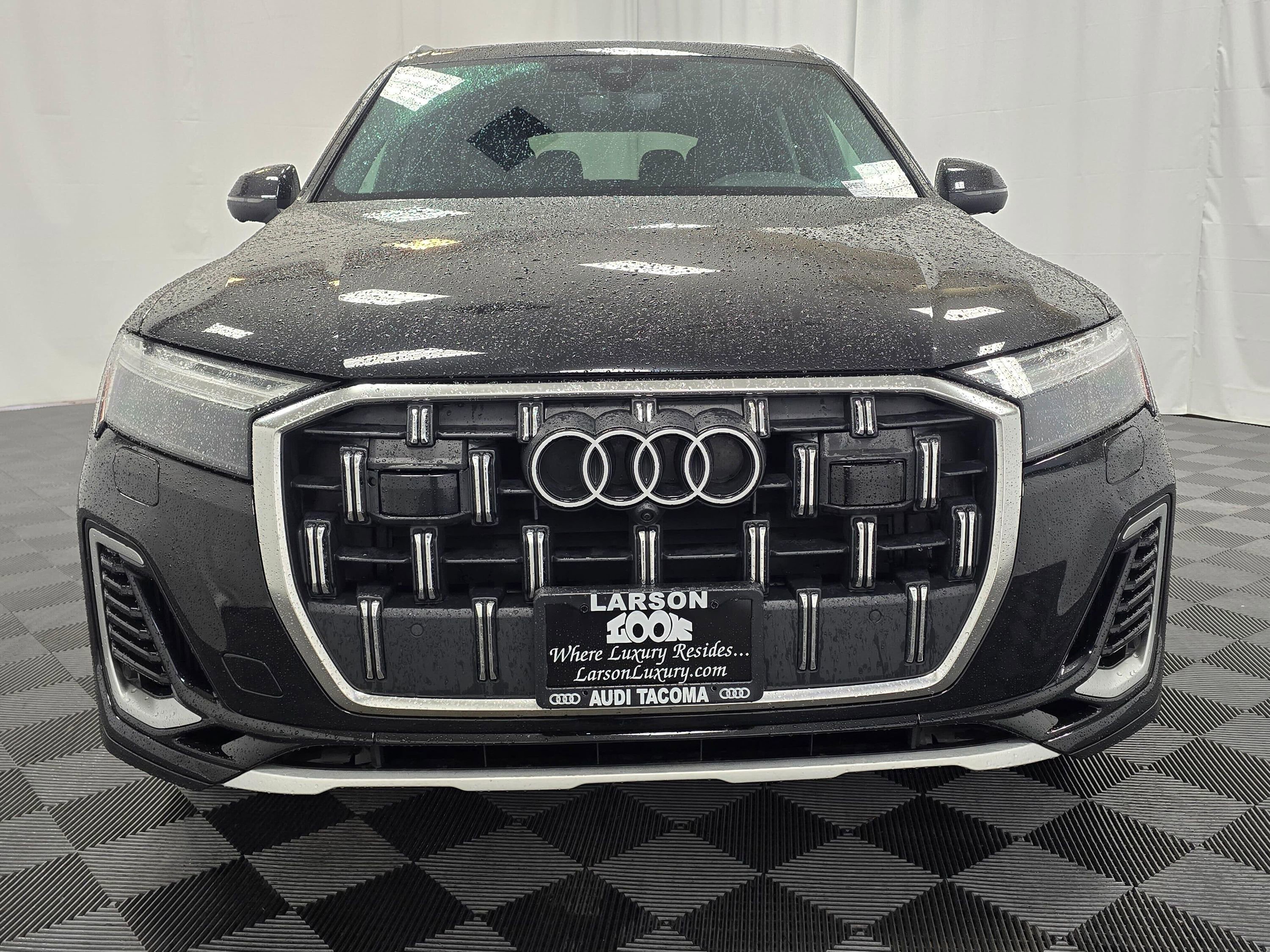 Used 2025 Audi Q7 3.0T Premium Plus image 9