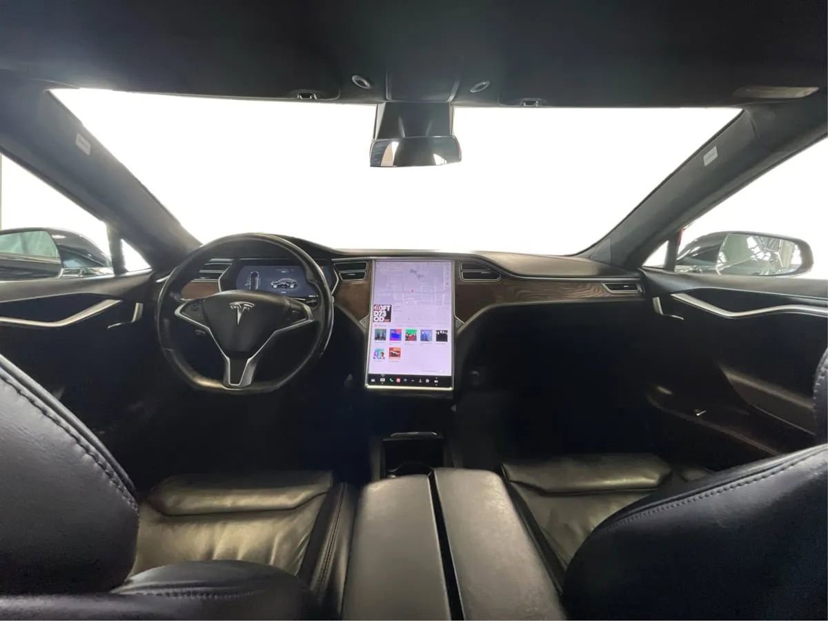 Used 2017 Tesla Model S 75D image 28