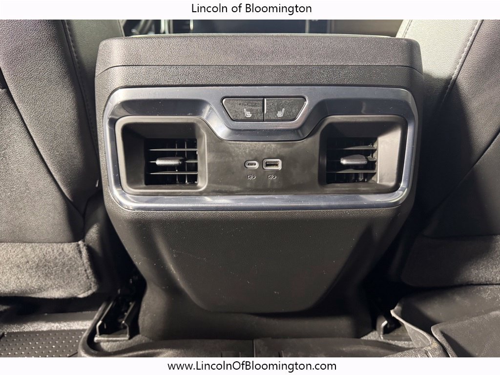 Used 2024 Chevrolet Silverado 2500 High Country w/ Technology Package AWD/4WD image 13