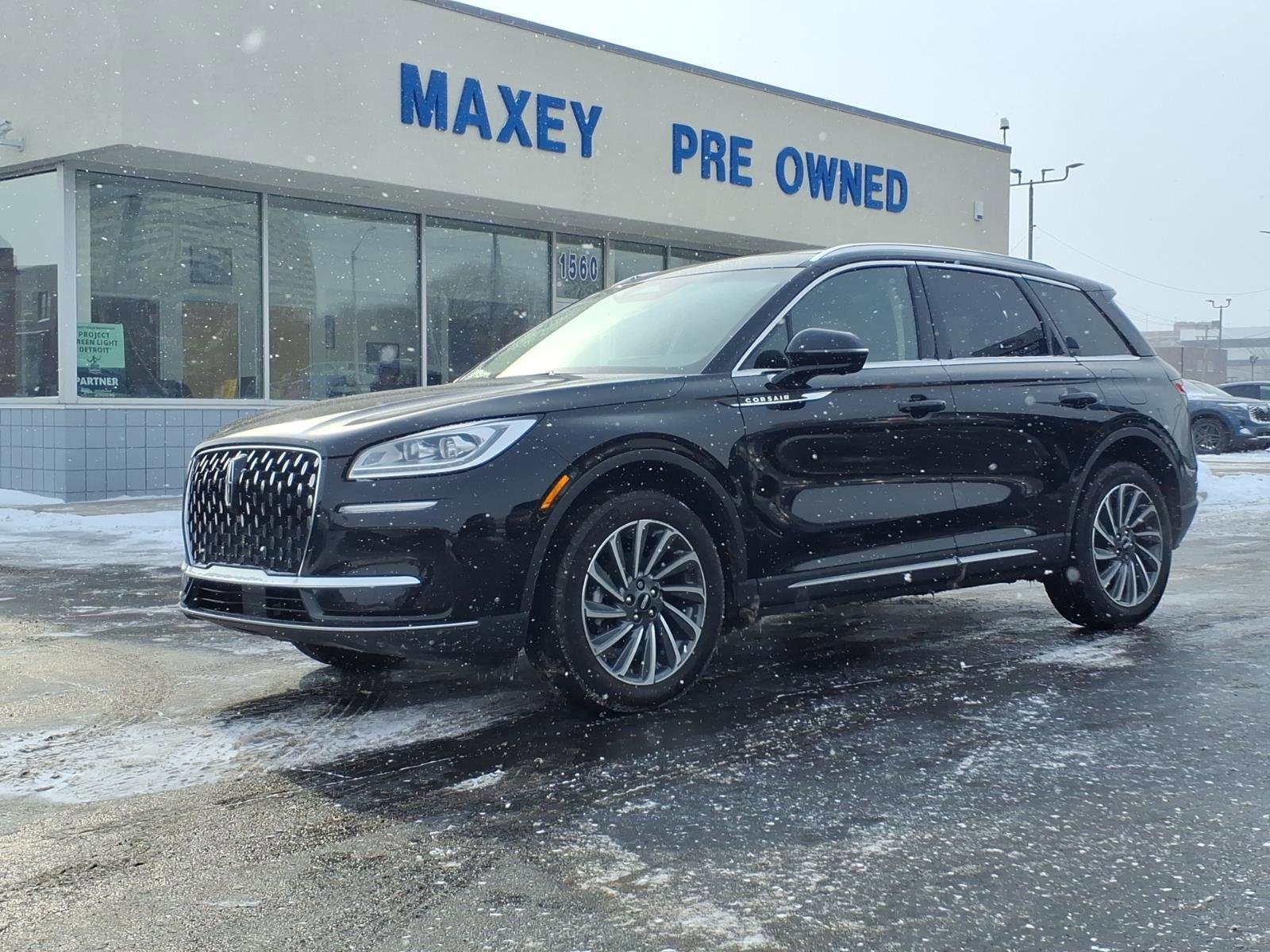 Used 2023 Lincoln Corsair Reserve w/ Equipment Group 201A image 1