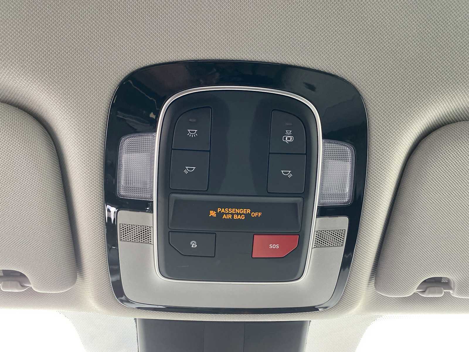 Certified 2022 Hyundai Santa Fe SEL w/ Cargo Package image 24