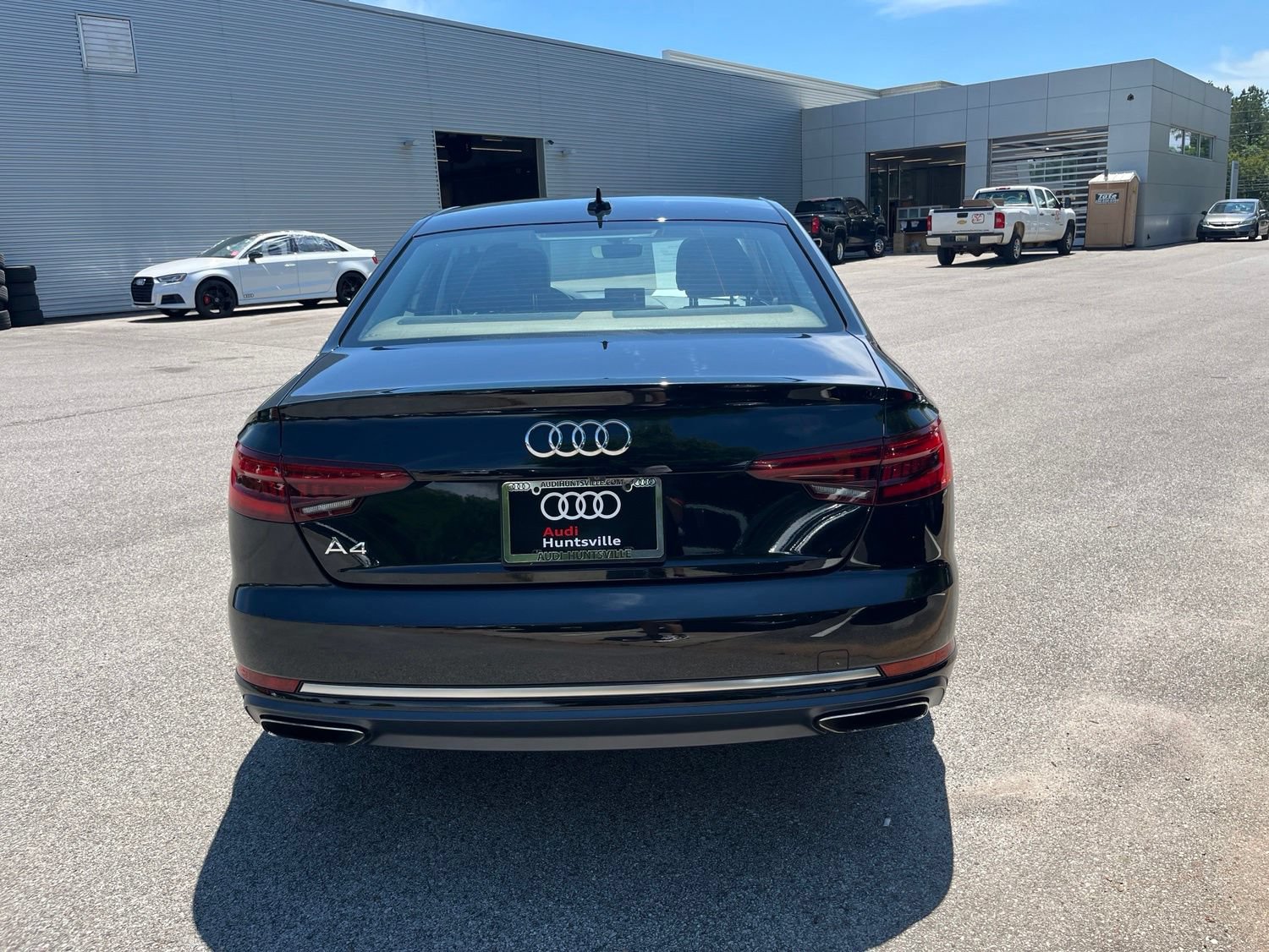 Used 2019 Audi A4 2.0T Premium w/ Convenience Package FWD image 6