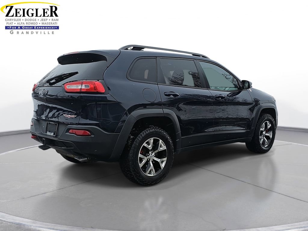 Used 2016 Jeep Cherokee Trailhawk w/ Leather Interior Group image 5