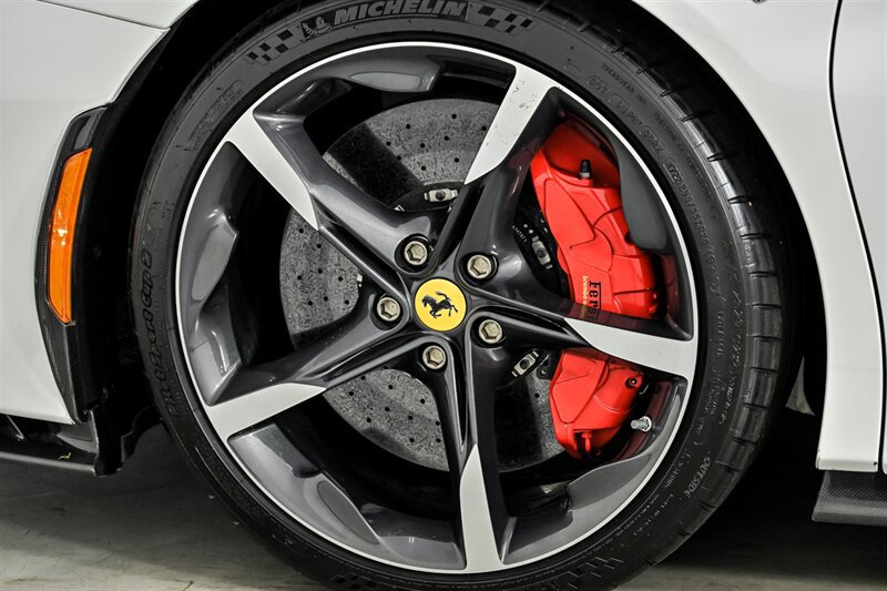 Used 2023 Ferrari SF90 Spider AWD/4WD image 13
