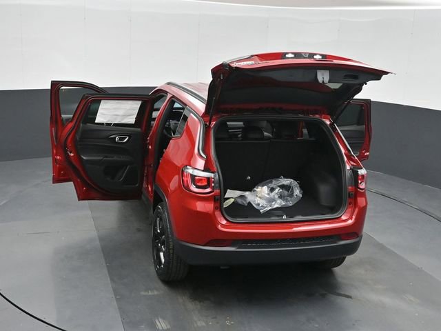 New 2026 Jeep Compass Latitude image 53