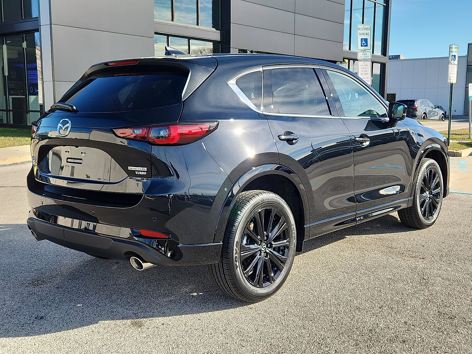 Certified 2025 MAZDA CX-5 2.5 Turbo w/ Premium Package image 6