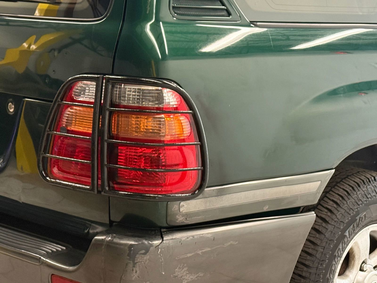 Used 1998 Toyota Land Cruiser image 10