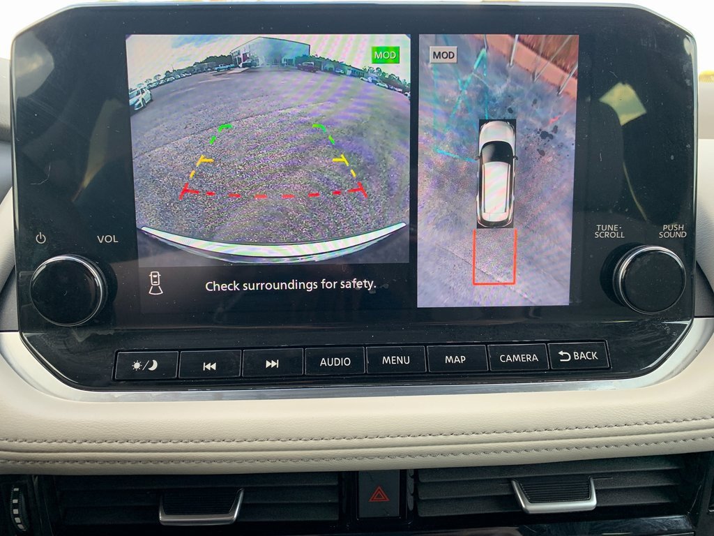 Used 2023 Nissan Rogue SL w/ SL Premium Package image 18