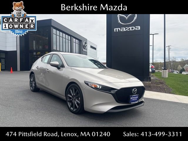 Used 2024 MAZDA MAZDA3 s FWD image 1
