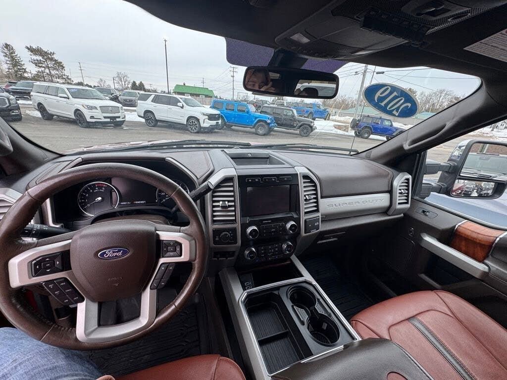 Used 2019 Ford F250 King Ranch w/ Chrome Package image 4
