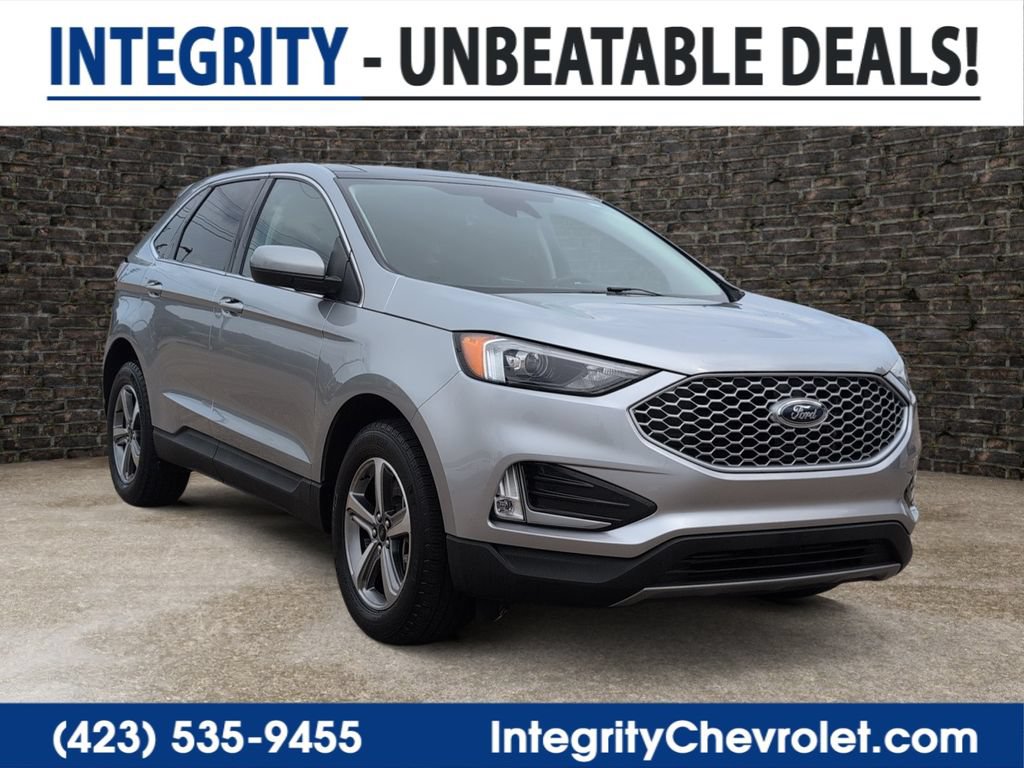 Used 2024 Ford Edge SEL w/ Convenience Package