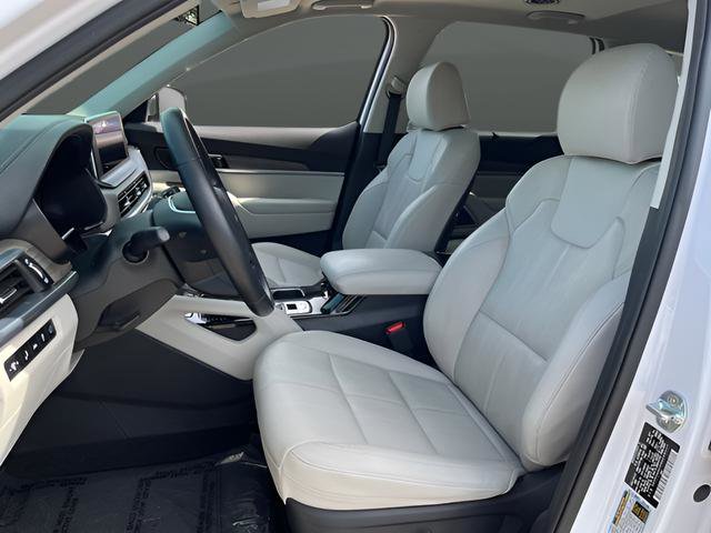 Used 2022 Kia Telluride EX w/ EX Premium Package FWD image 13