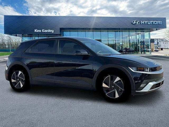New 2025 Hyundai Ioniq 5 SE RWD image 10