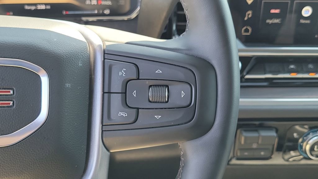 Used 2026 GMC Sierra 1500 SLT image 33