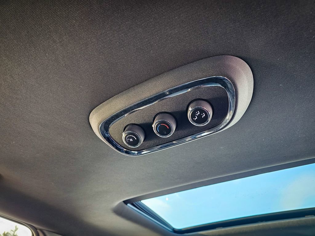 Used 2017 Dodge Durango R/T w/ Technology Group image 44