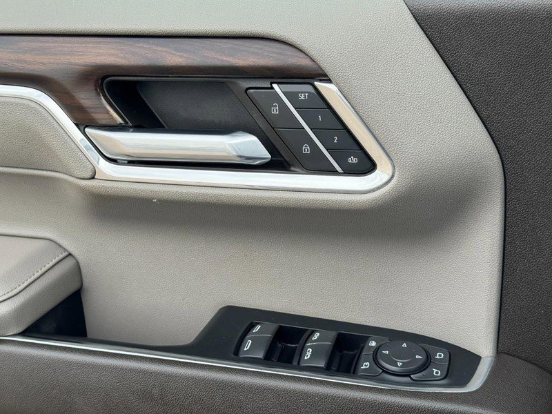 Used 2024 GMC Sierra 1500 SLT w/ SLT Premium Plus Package image 24