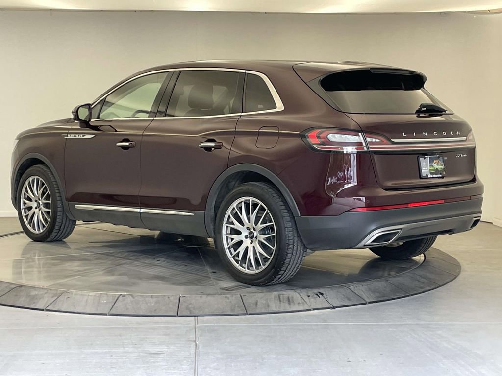 Used 2019 Lincoln Nautilus Reserve AWD/4WD image 3