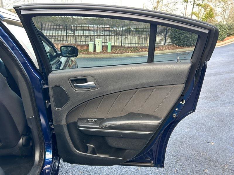 Used 2015 Dodge Charger SXT w/ Rallye Group image 33