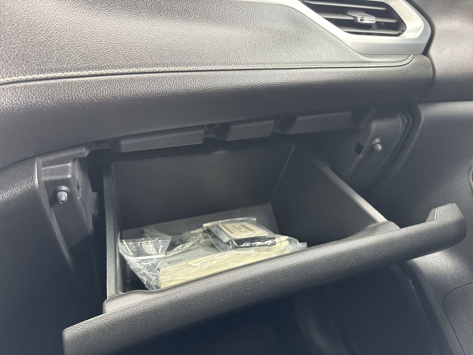 Used 2020 GMC Acadia SLT image 24