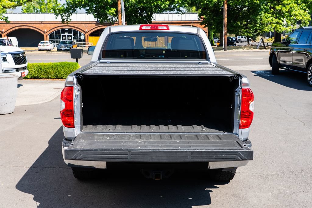 Used 2017 Toyota Tundra SR5 w/ TRD Off Road Package AWD/4WD image 9